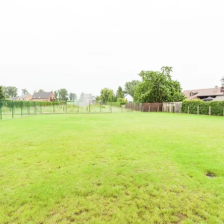 Holiday home Luxurious In Glabbeek With Garden Bunsbeek