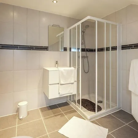 Luxurious In Glabbeek With Garden Bunsbeek