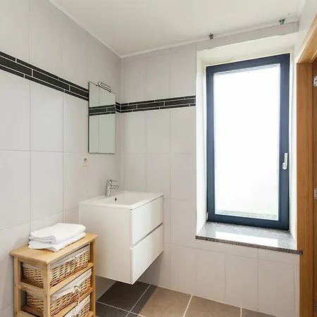 Luxurious In Glabbeek With Garden Bunsbeek