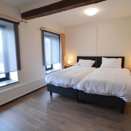 Vakantiehuis Luxurious In Glabbeek With Garden Bunsbeek